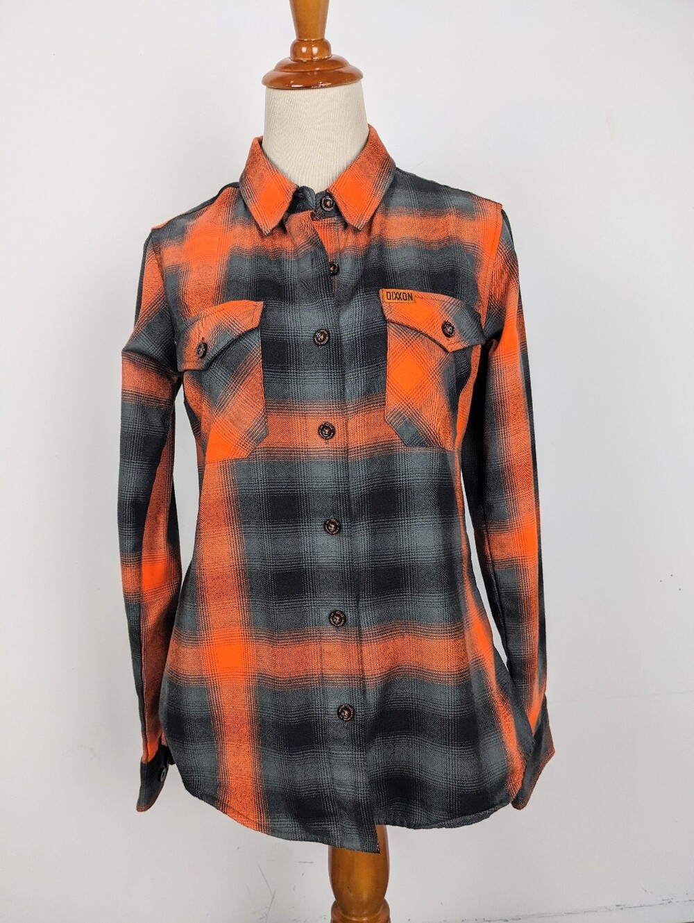 Dixxon Flannel Company Women's Shirt Salem Size Medium - Picture 2 of 15